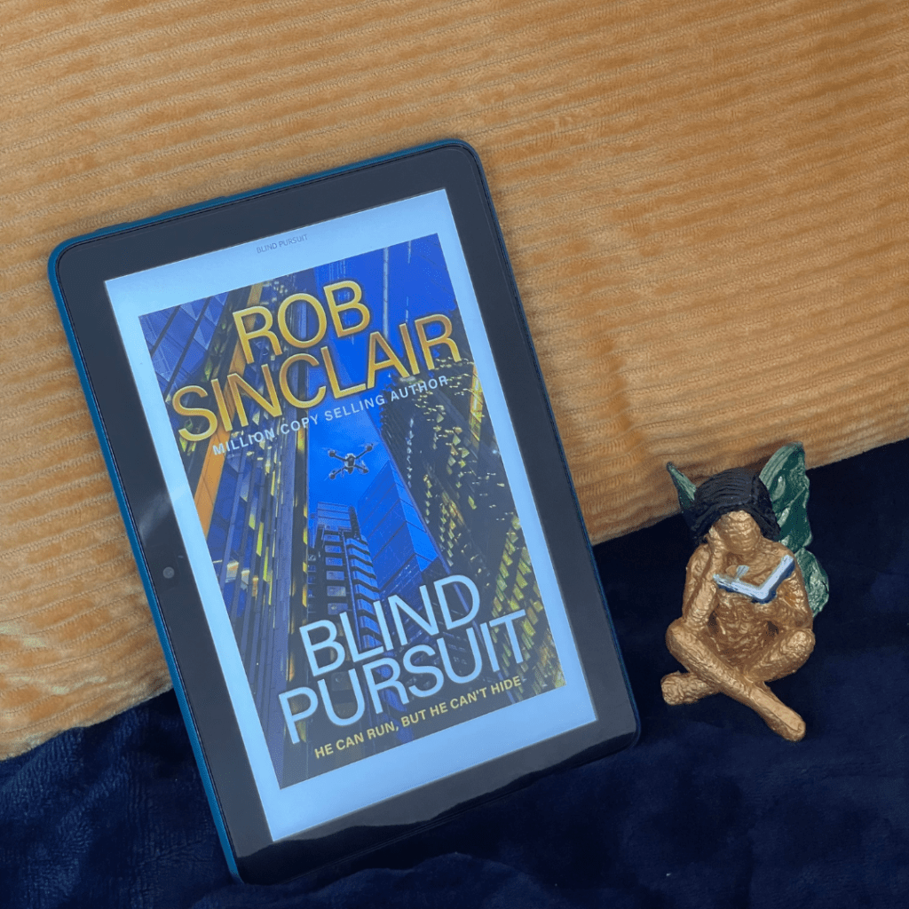 Blind Pursuit by Rob&nbsp;Sinclair
